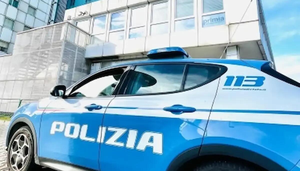 Insolito viavai al decimo piano: si nascondeva un B&amp;B abusivo che ospitava 10 immigrati irregolari cinesi - 