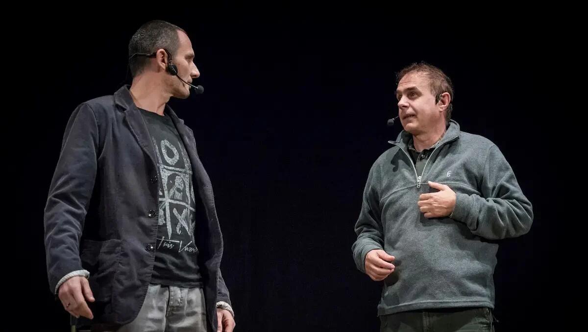 "Chi ce l'ha fatto fare?": risate e solidarietà con lo show di Dondarini e Dalfiume -