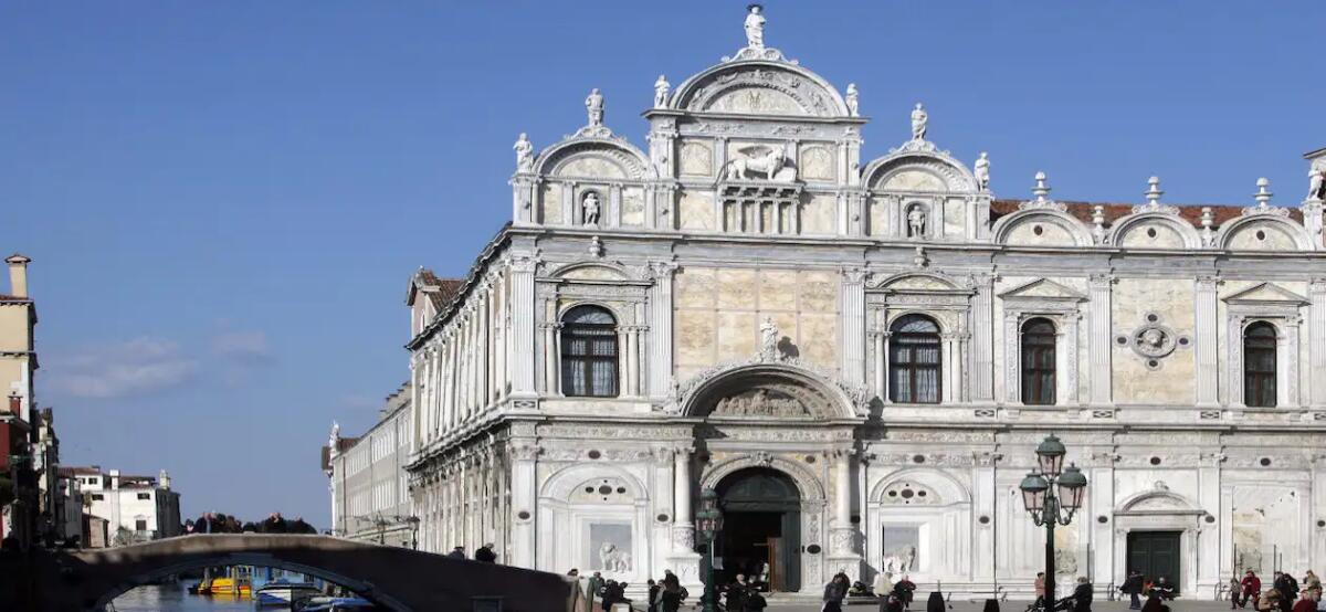 L'ospedale di Venezia diventa fondazione: in mostra biblioteche, chiostri e altre gemme nascoste - 