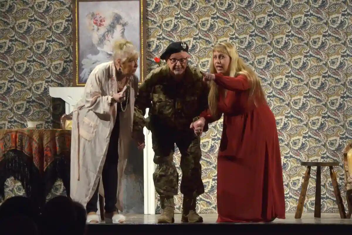 Trieste, risate e sorprese con "No’ xe sucesso gnente" alla Sala Luttazzi - 