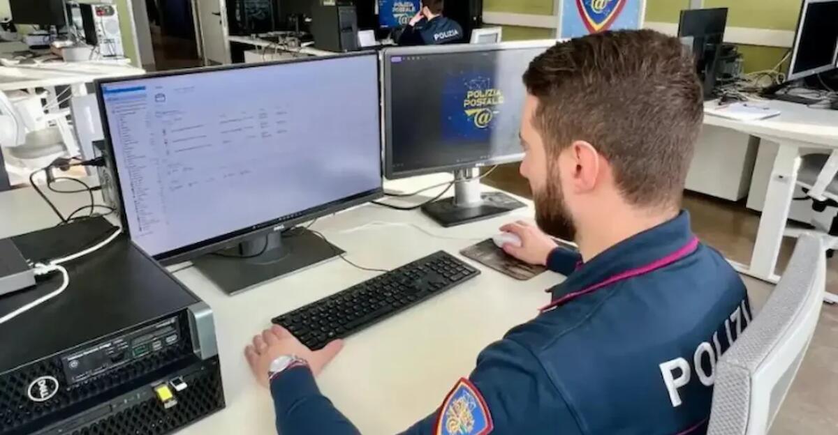 Trovato in possesso di foto e video porno realizzati sfruttando minori: arrestato un uomo - 