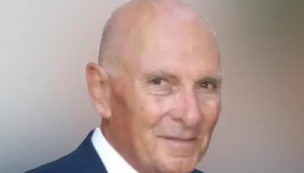 Addio a Renato Colangeli: l'ex Maresciallo si spegne a 77 anni, il suo cagnolino lo raggiunge poche ore dopo - 