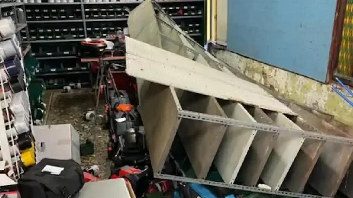 Muore il titolare della ferramenta, sette giorni dopo il furto: ladri rubano tutto e devastano il negozio - 