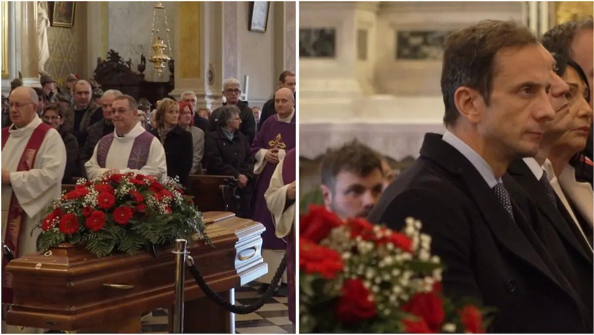 Folla di persone a Cormons per i funerali di Bruno Pizzul. Fedriga: "Siamo qui per ringraziarlo e onorarlo" - 