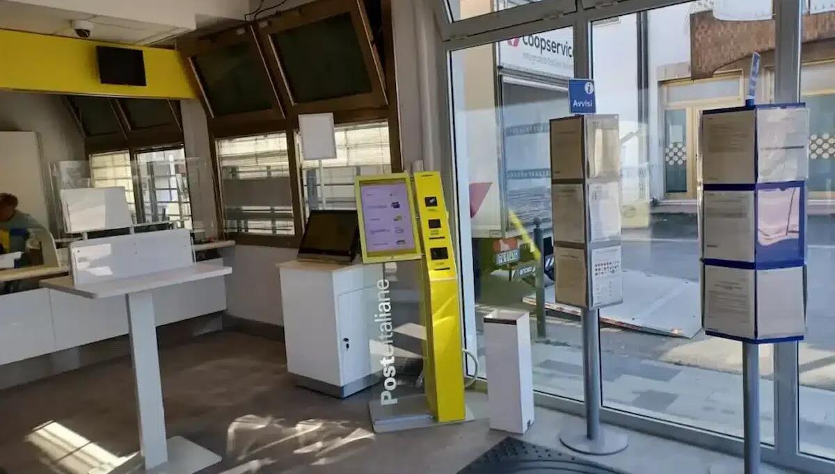 Riapre in versione "Polis" l'ufficio postale di Arsiè: nuovi servizi per i cittadini - 