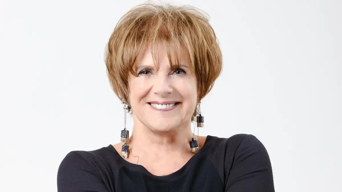 Lella Costa celebra le donne che hanno cambiato il mondo al Teatro Comisso -
