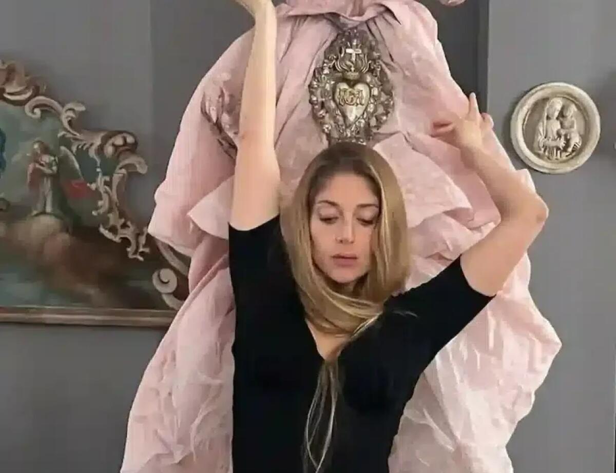 "Dualité": la danza esplora la maternità e femminilità al Museo Etnografico di Udine - 