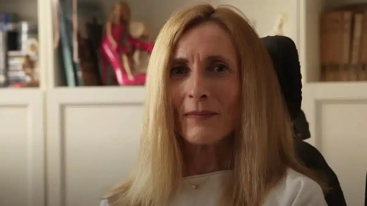 Martina Oppelli, il tribunale nega il suicidio assistito: "Non dipende da trattamenti di sostegno vitale" - 