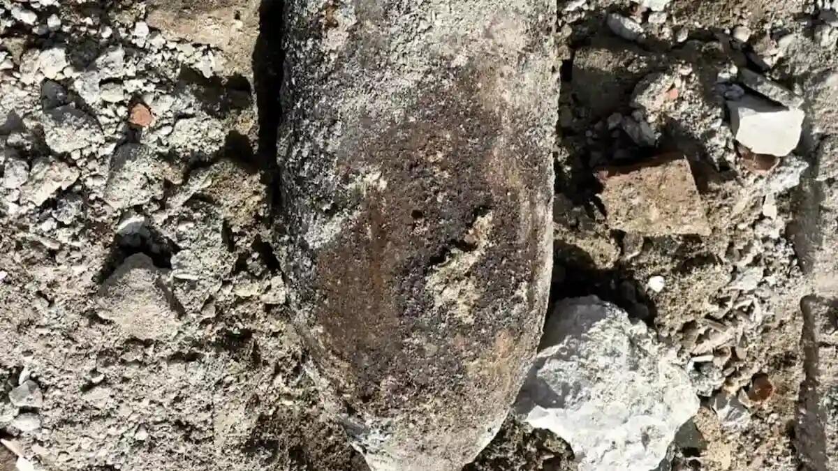 Scoperta shock nel cantiere della scuola: una bomba della Prima Guerra Mondiale, lavori sospesi - 