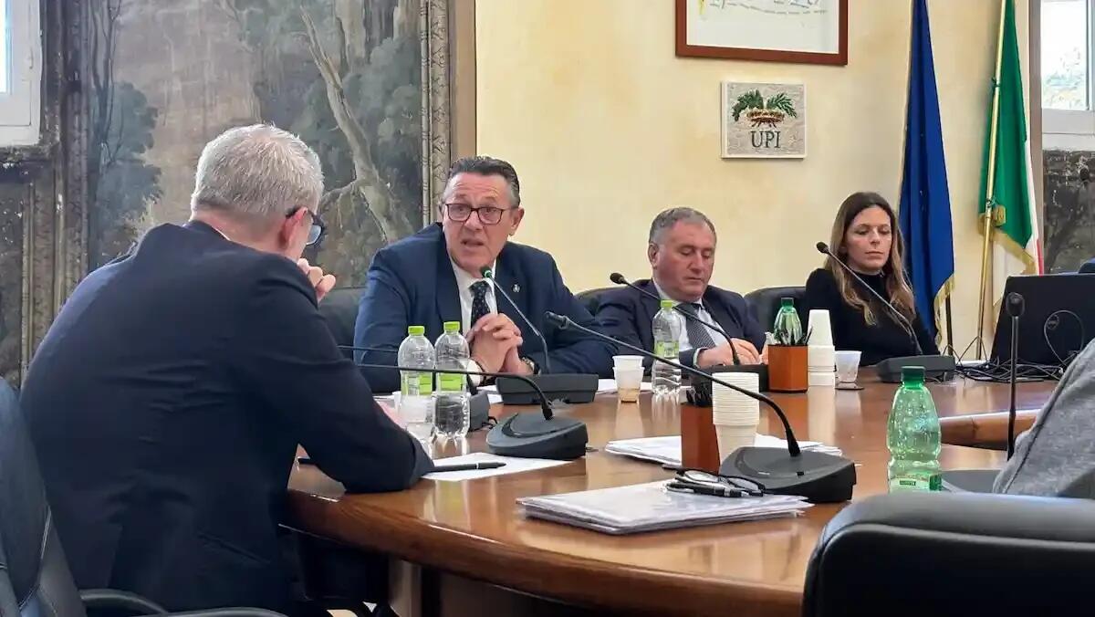 Marcon: "Le Province meritano di essere valorizzate per il loro ruolo essenziale" -