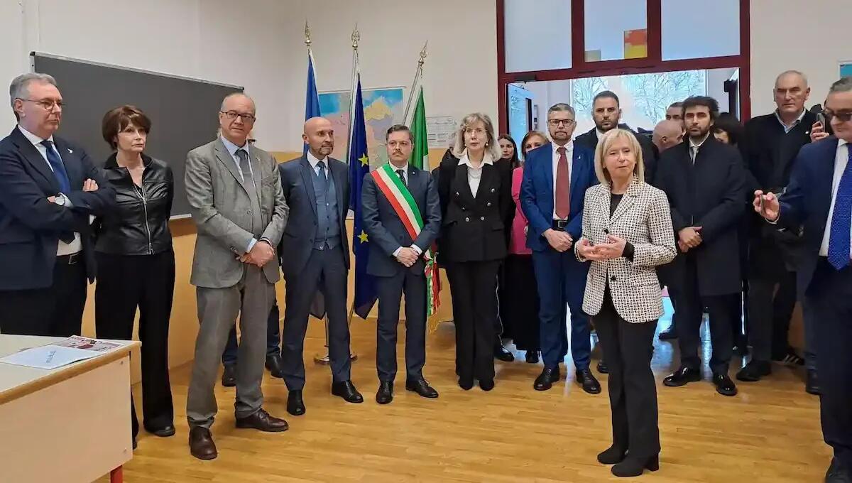 Il Ministro Valditara visita l’Educandato Uccellis di Udine, un'eccellenza italiana -