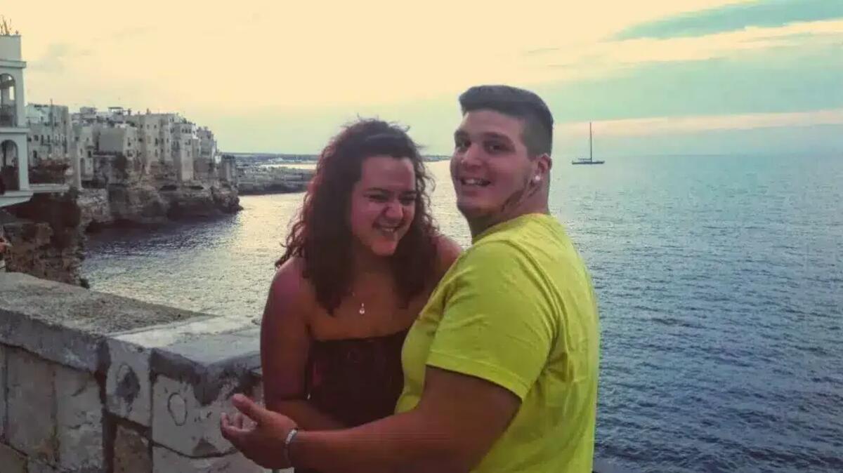 Cristian muore a 34 anni, si era sposato 13 giorni prima. La moglie: "Sei stato il regalo più bello" - 