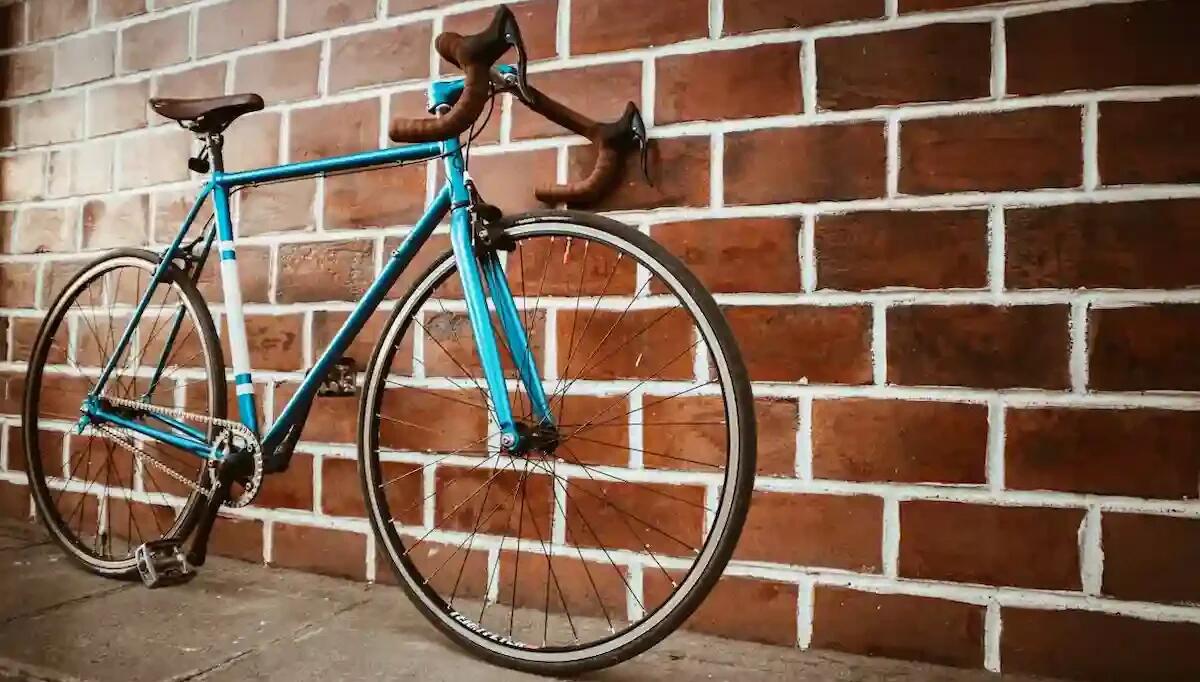 Ritrova online la sua bici rubata due anni fa e allerta la Polizia locale: 17enne denunciato per ricettazione - 