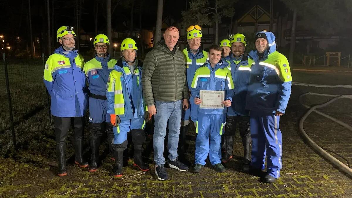 Lignano Sabbiadoro: esercitazione notturna della Protezione Civile per simulare un allagamento - 