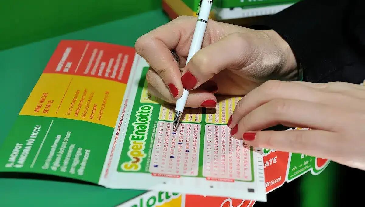 Centrato un "5" al SuperEnalotto: vincita da oltre 44mila euro a Venezia - 