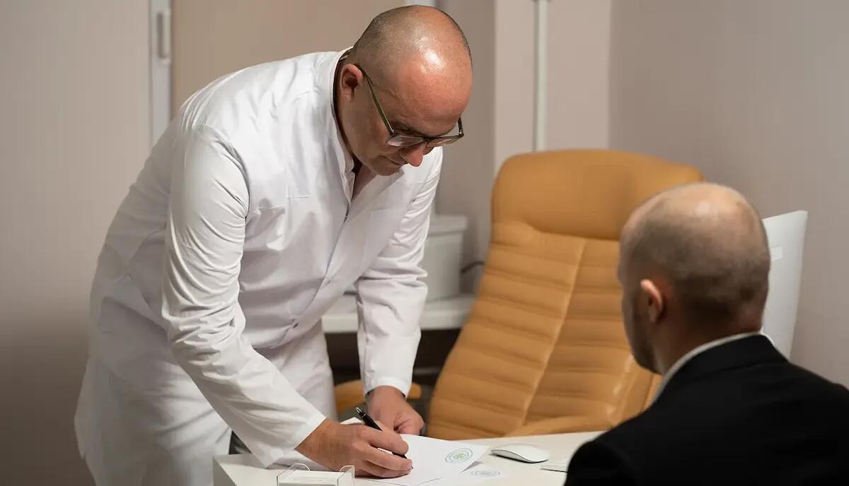 La salute mentale nel XXI secolo: perché parlare con uno psichiatra è un atto di coraggio - 