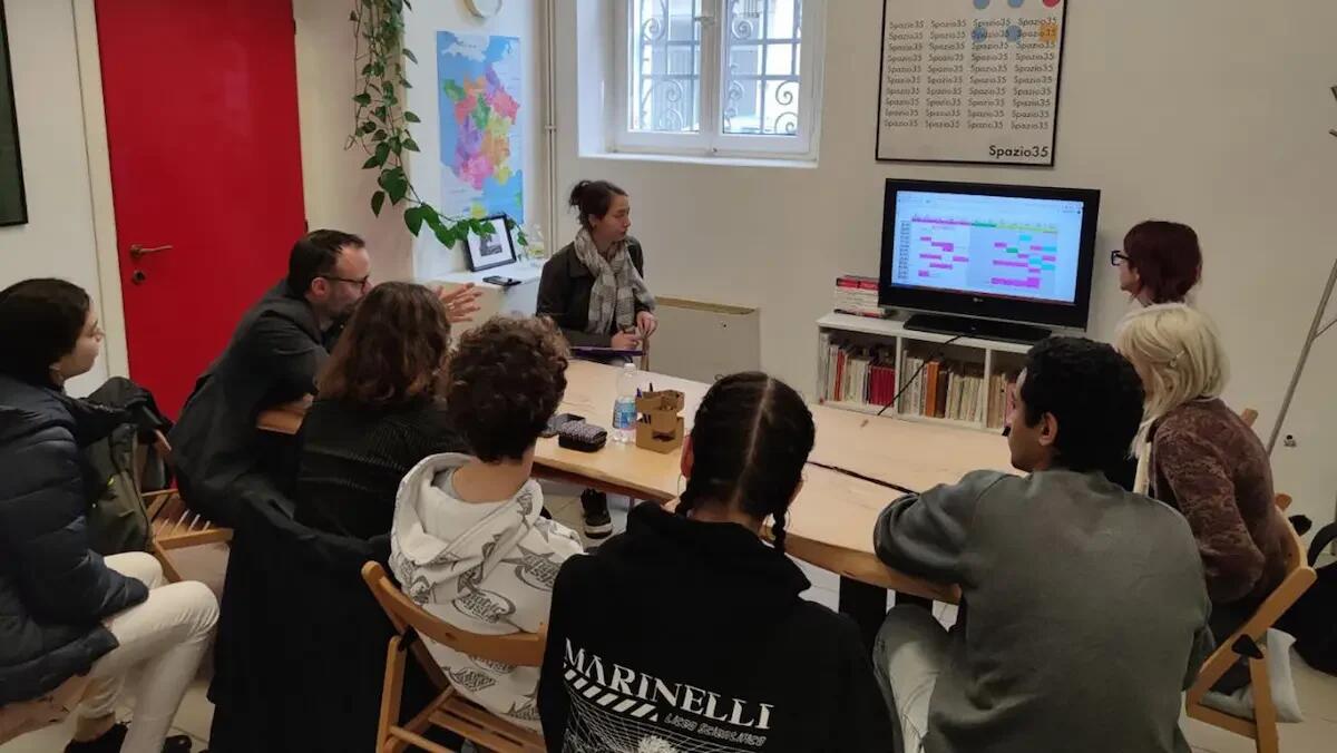 Visioni Future 2025: il progetto che forma i giovani nel mondo del teatro contemporaneo - 