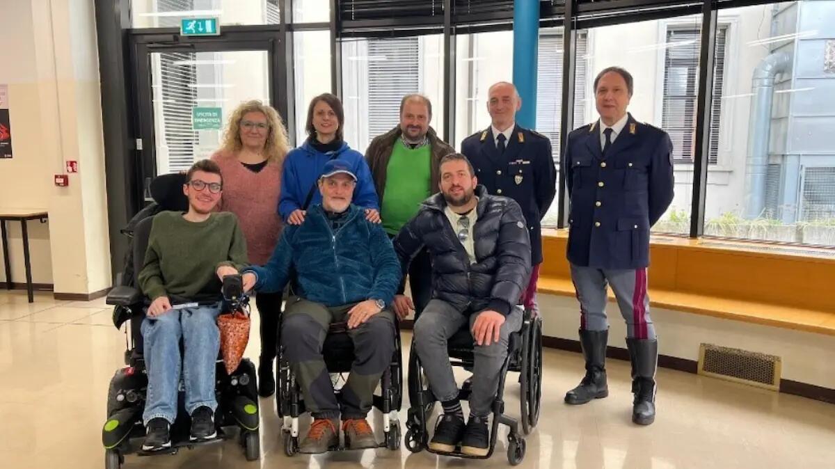 Come un incidente può cambiarti la vita: la Polizia sensibilizza gli studenti sulla sicurezza stradale - 