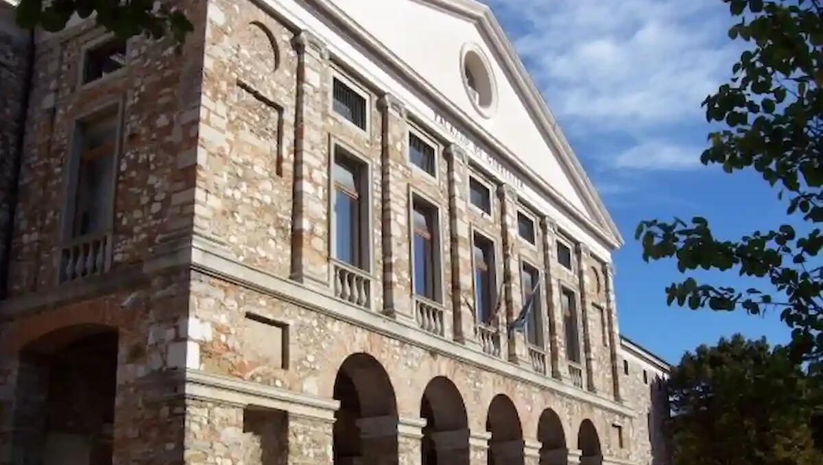 Attivista No Acciaieria condannato per diffamazione, risarcimento ridotto da 100mila a 4mila euro - 