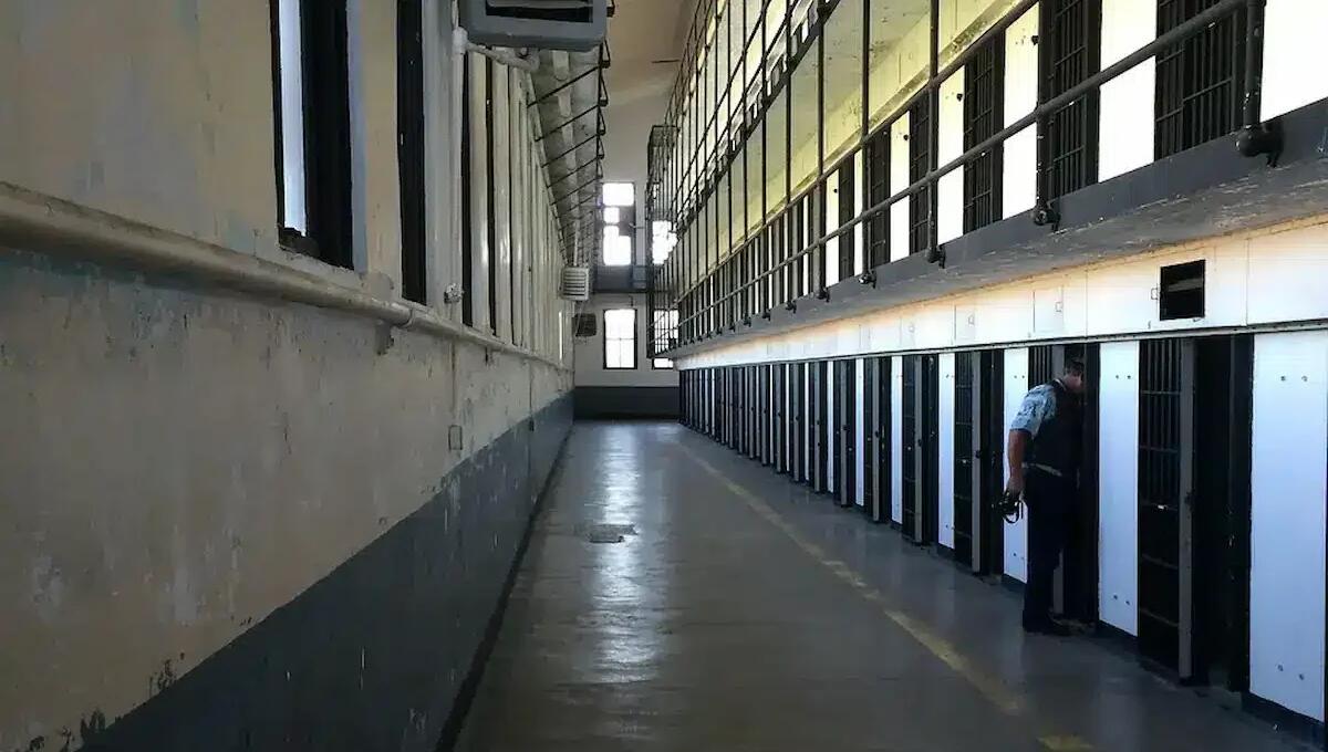 Tenta di impiccarsi con le lenzuola in cella: detenuto 29enne muore dopo 4 giorni di terapia intensiva - 