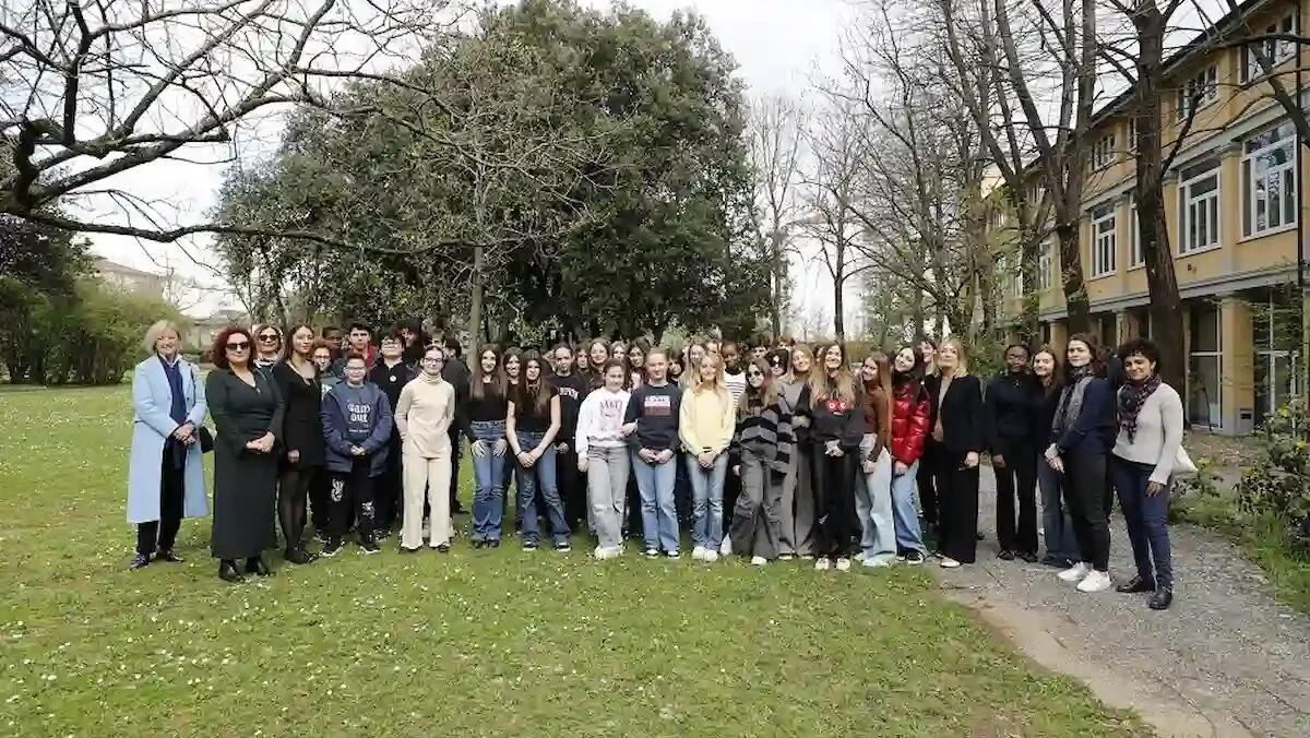 C.R.E.A. 2025: Premiati gli studenti per la creazione ispirata a Kader Abdolah -