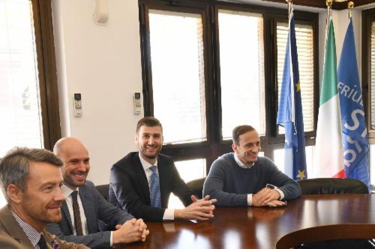 Visita del governatore Fedriga alla sede di Fvg Strade: investimenti e responsabilità per le strade del FVG - 