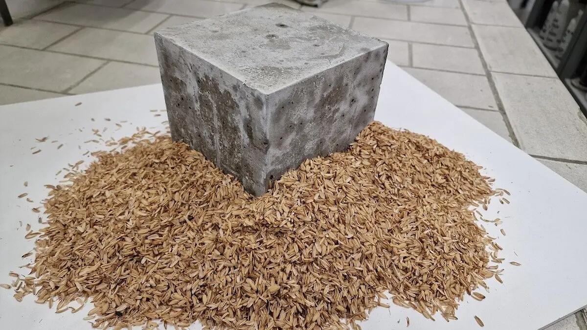 Calcestruzzo e cemento con pietra piasentina e lolla di riso: ecco la ricerca dell' Ateneo Udine e Alpacem -