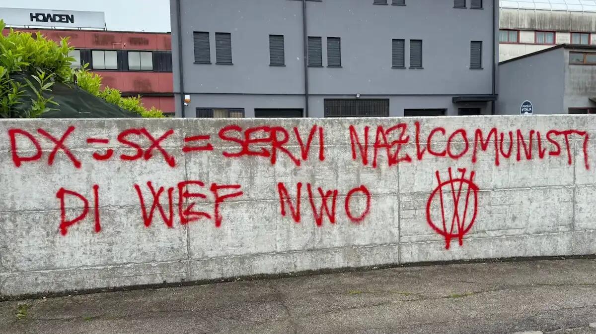 Sede di Fratelli d'Italia vandalizzata: ''Non ci lasceremo intimidire, i gruppi No Vax sono isolati e frustrati'' - 