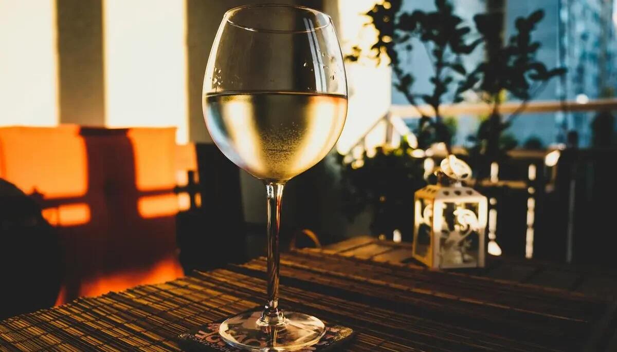 Il vino sfida i confini: l’innovazione tra IA, blockchain e spazio - 
