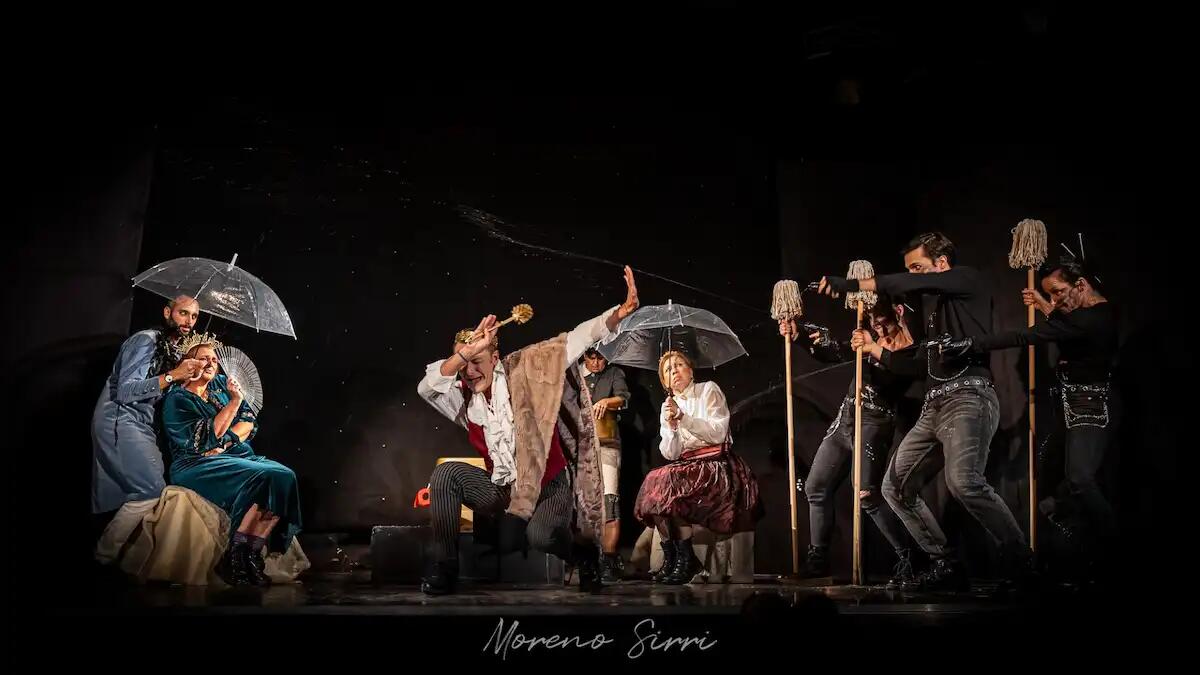 Il Re Muore di Ionesco in scena a Muggia: uno spettacolo sulla fragilità umana - 