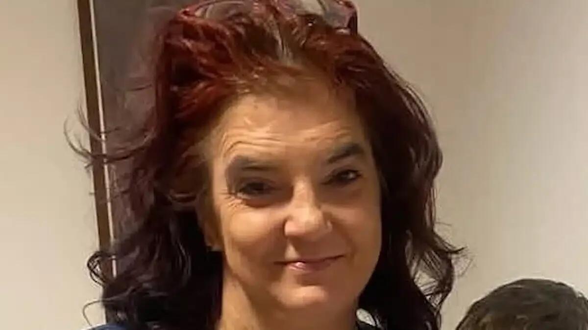Cade dalle scale di casa e muore dopo tre giorni di coma: mamma Marina Piccolo aveva 52 anni - 