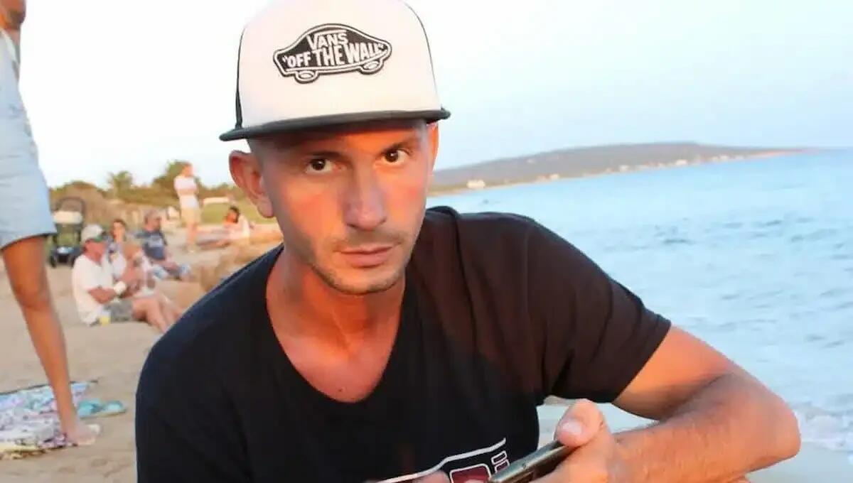 Stroncato da un infarto a 42 anni: la Curva Est piange Giovanni Scudiero, per tutti "Forci Granata" - 