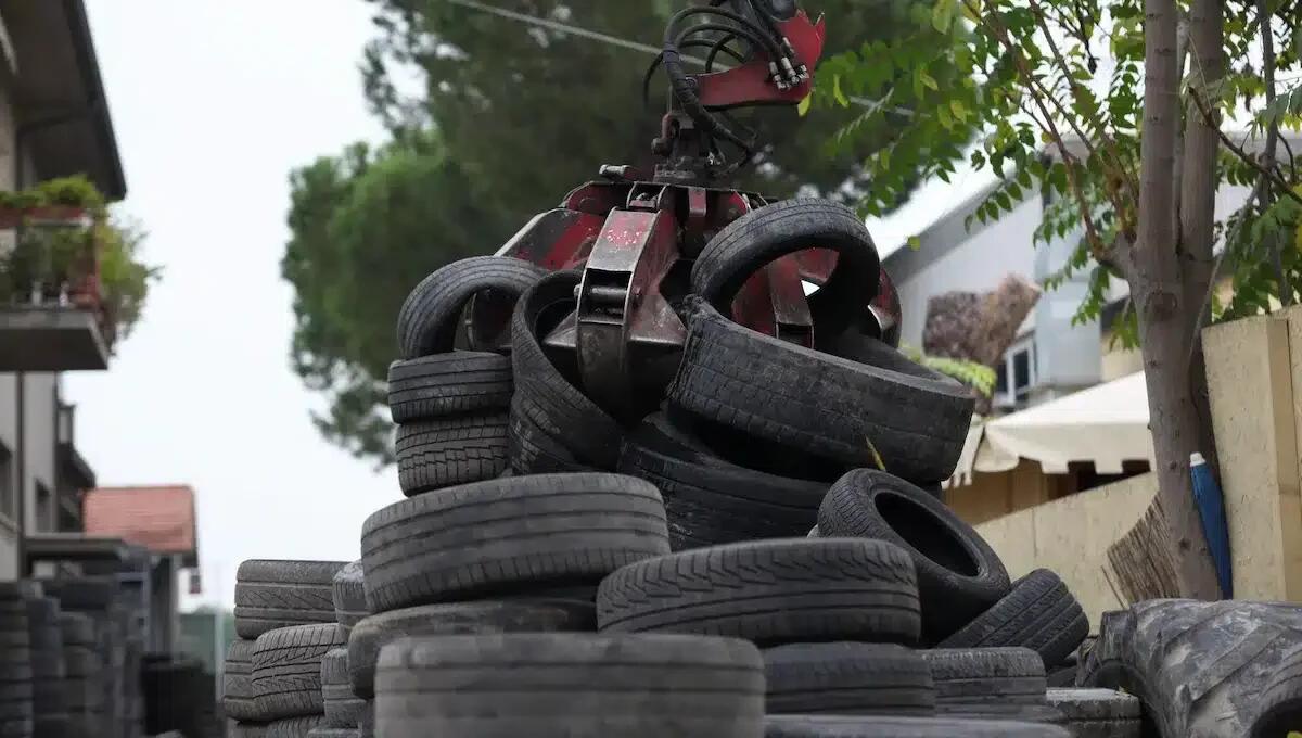 Friuli Venezia Giulia: riciclate quasi due tonnellate di pneumatici usati nel 2024 - 