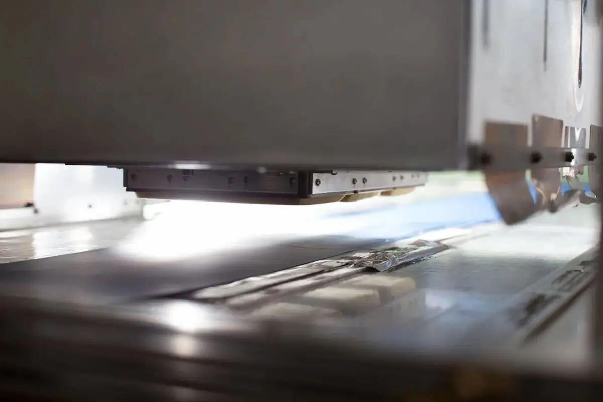 Porta libretto per auto, moto e nautica: l’accessorio indispensabile per tenere in ordine i documenti - 