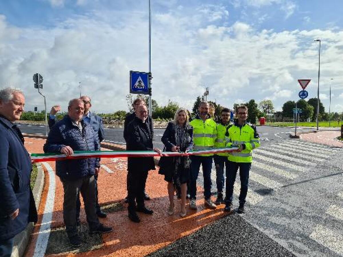 Inaugurata rotatoria a Roveredo in Piano: collegamento tra Pordenone e San Quirino - 