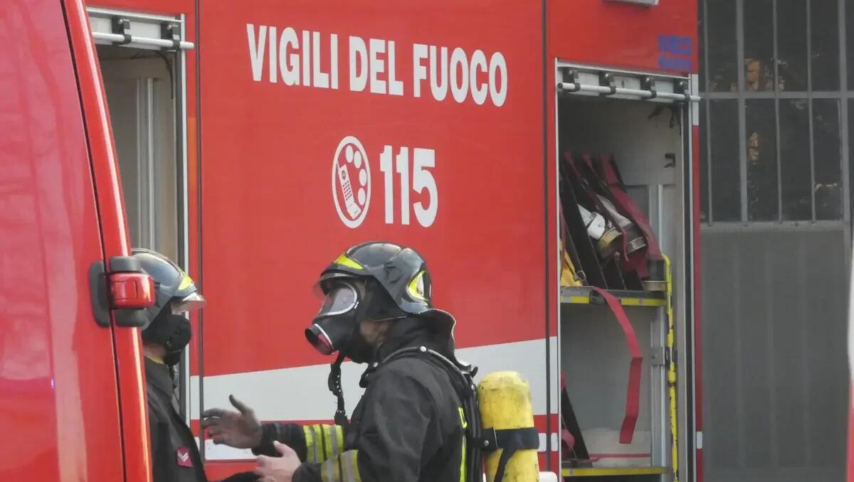 Fuga di gas a causa della rottura di un tubo, strada chiusa: i percorsi alternativi - 