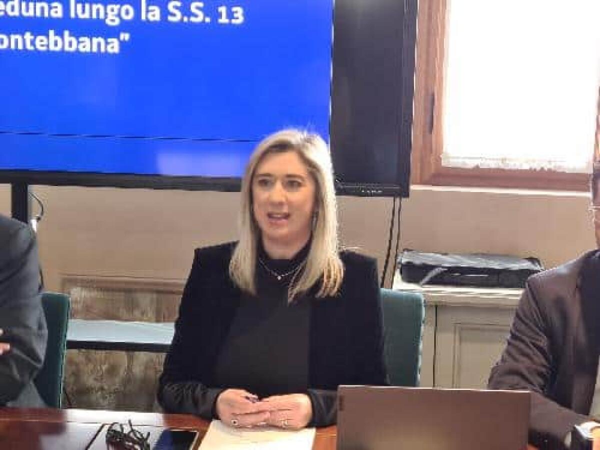 Chiusa strada SrPn 22 a Clauzetto per movimento franoso - 