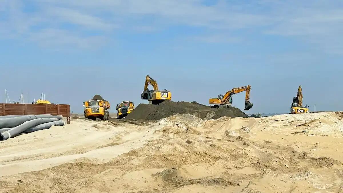 Lignano, lavori di ripascimento completati per la stagione turistica - 