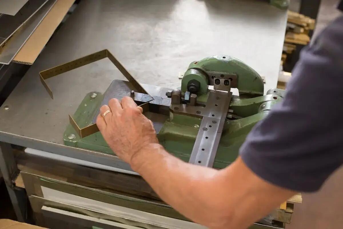 Porta Tessere, Documenti e Listini: La Soluzione Ideale per Aziende e Professionisti - 