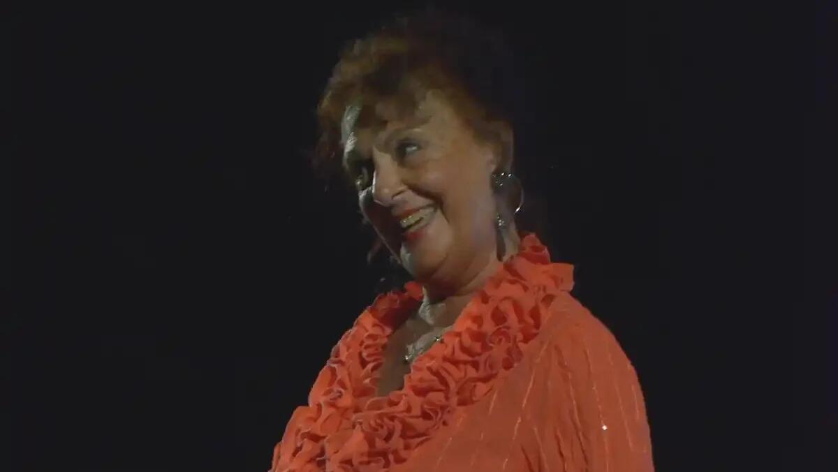 “JETTI” al Teatro Forum in Posta di Trieste: un monologo toccante e un dibattito sociale - 