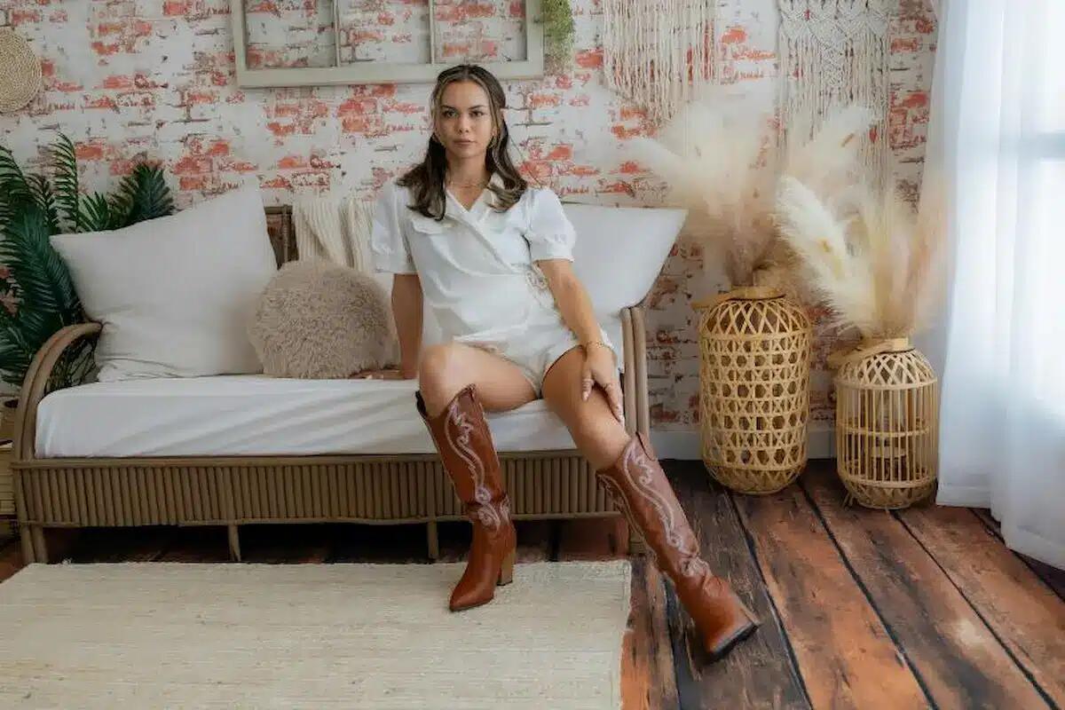 Come vestirsi durante la primavera: i capi must have per un look personalizzato - 