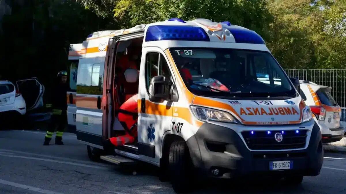 Manca alla visita medica, l'amica si preoccupa e lancia l'allarme: 77enne trovata morta in casa - 