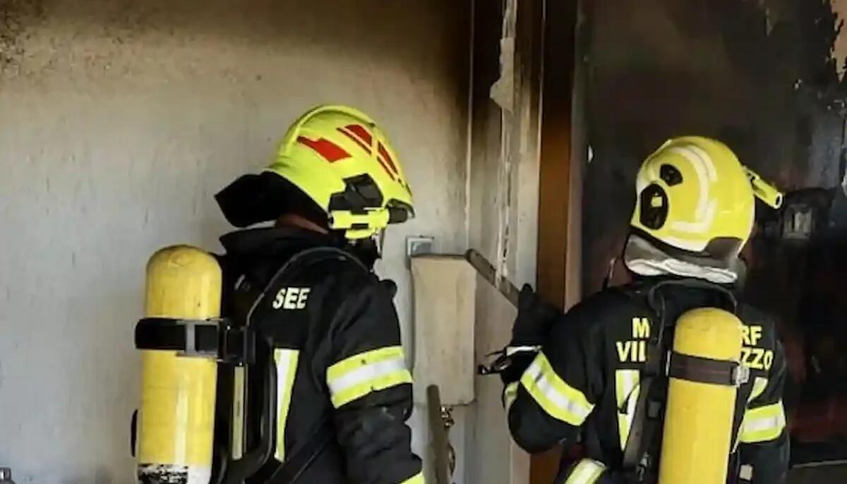 Hotel in fiamme vicino al lago di Caldaro, paura tra gli ospiti: evacuazione rapida, nessun ferito - 