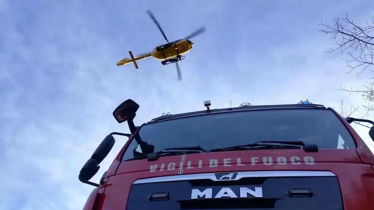 Perde il controllo della moto durante un tornante: 36enne si schianta a terra e muore - 
