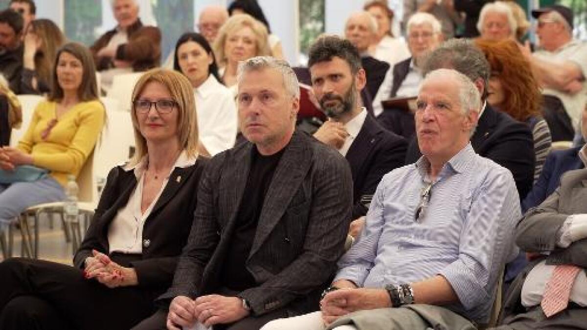 Apertura stagione estiva a Lignano: successo turistico in crescita - 