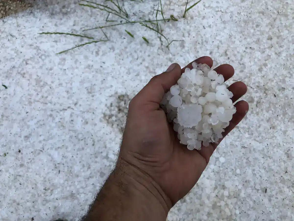 Maltempo a Nord Est: grandine e piogge forti tra Veneto e Friuli, disagi alla viabilità - 