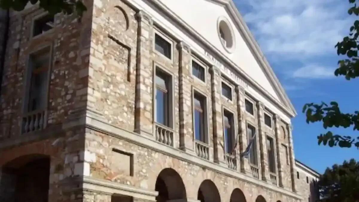 Udine, anni di abusi sessuali in famiglia sulla nipotina e un’altra bambina: condannato il nonno 83enne - 