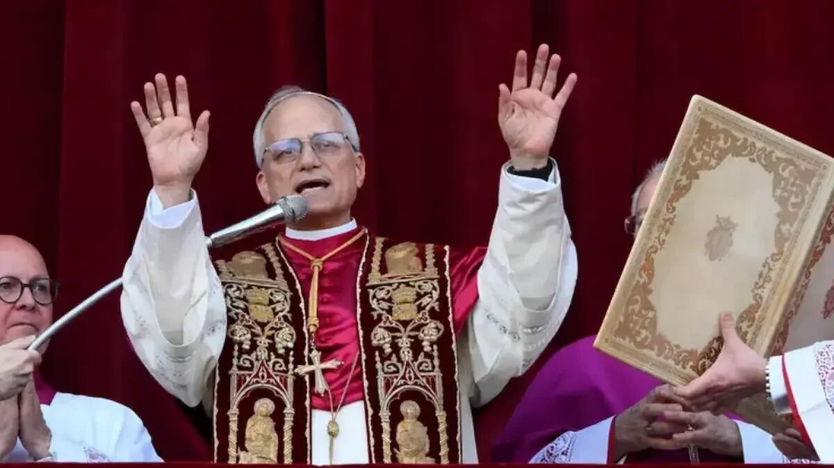 La nascita a Chicago, la missione in Perù e la scelta di Papa Francesco: chi è papa Leone XIV -