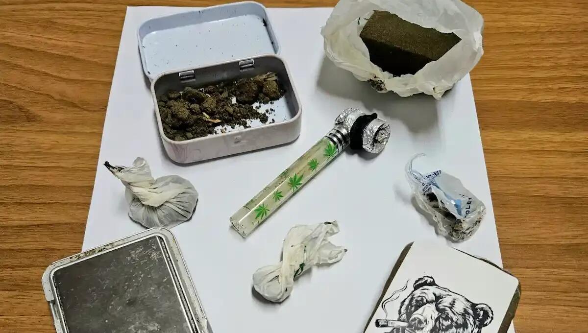 In casa aveva 170 grammi di hashish e "kit" per lo spaccio: arrestato 31enne - 