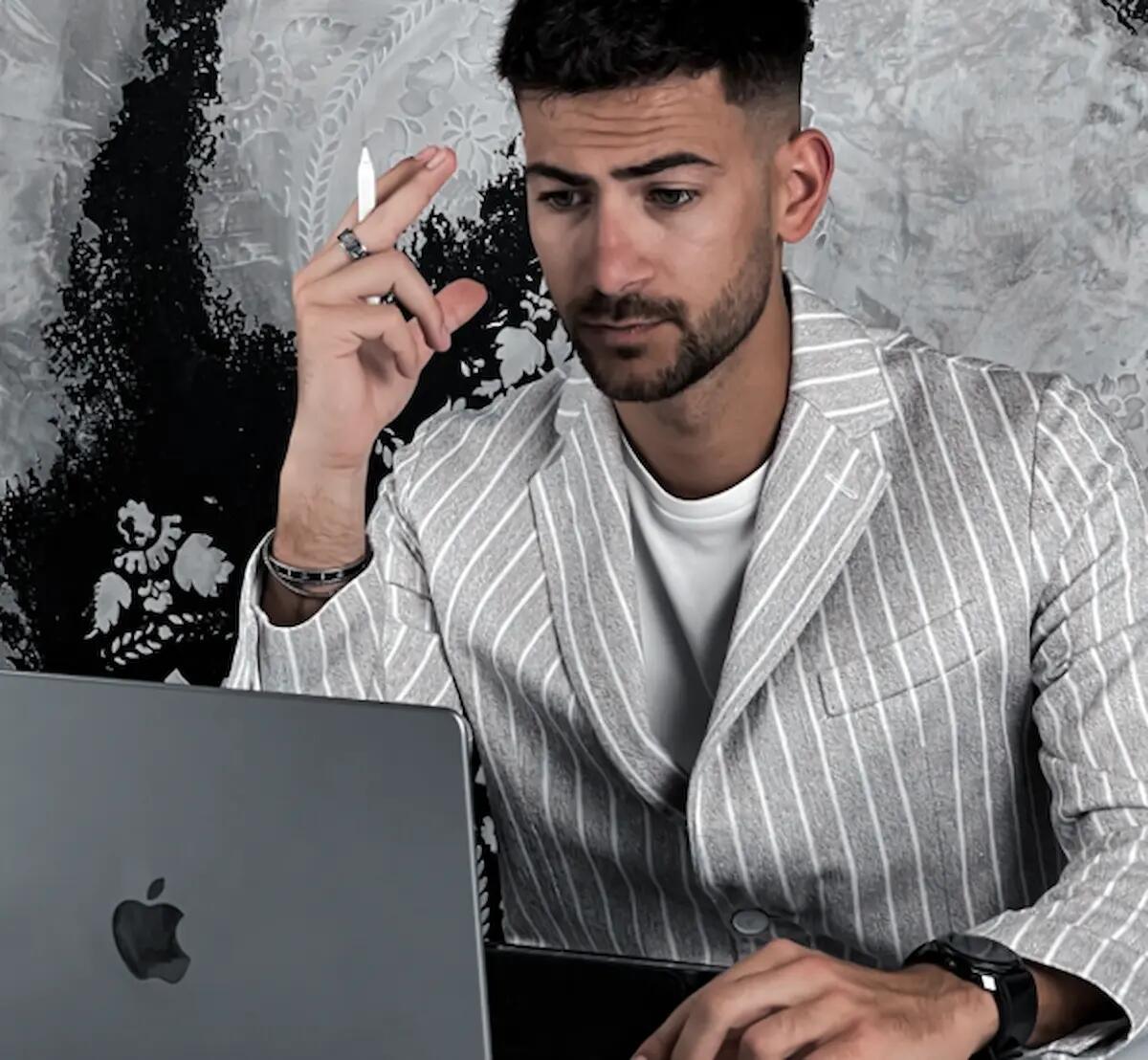 Luxury Travel: come fatturare 200mila euro al mese vendendo viaggi di lusso in Italia. Il caso seguito da Matteo Bianco - 